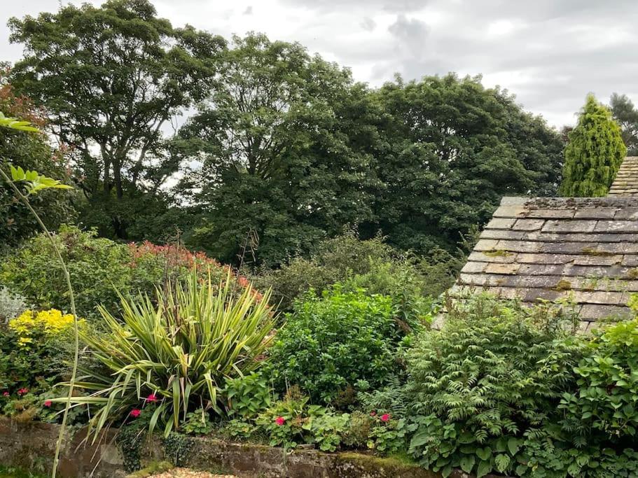 Luxury Barn Conversion At Rudding Harrogate Buitenkant foto